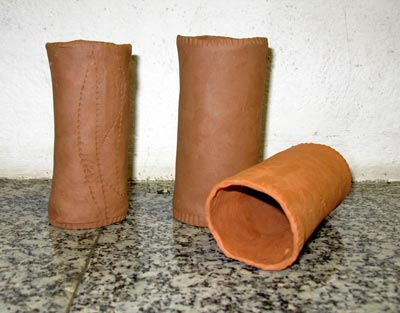 half-burnt clay pipe 5 x 14cm